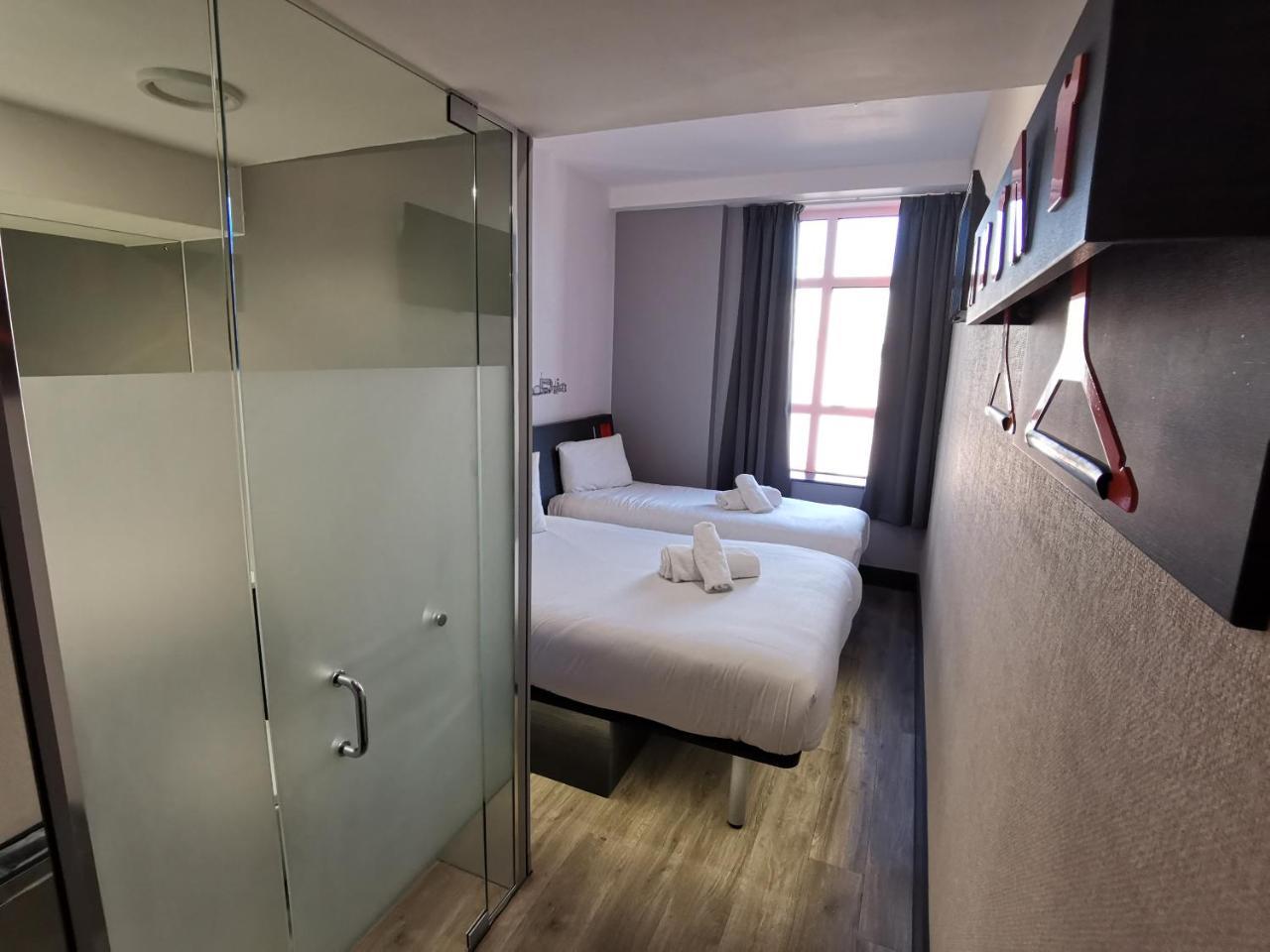 Easyhotel Sheffield
